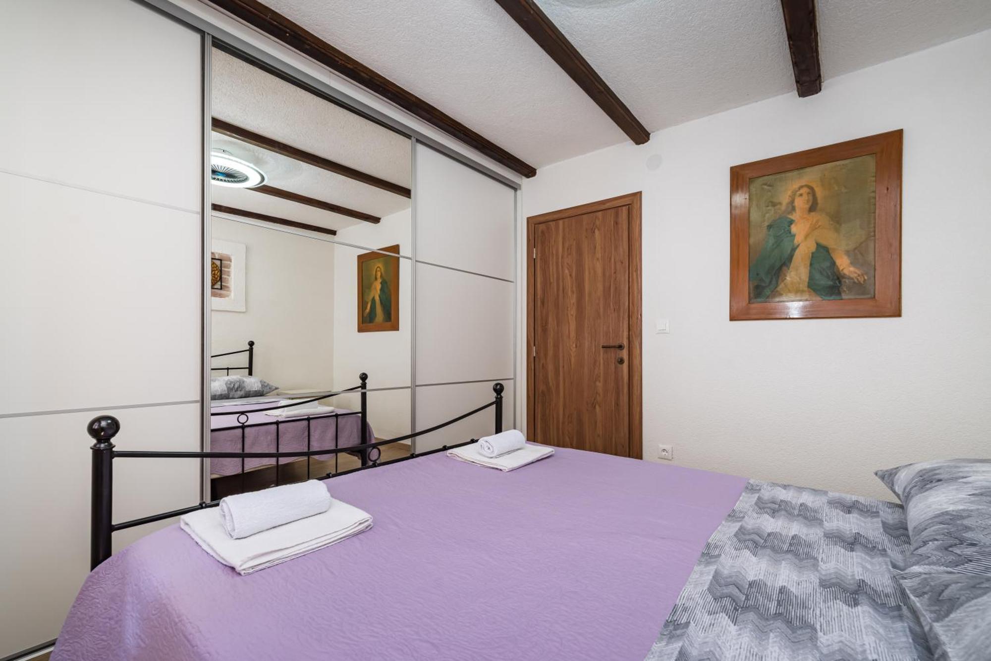 RažanacStone House别墅 外观 照片