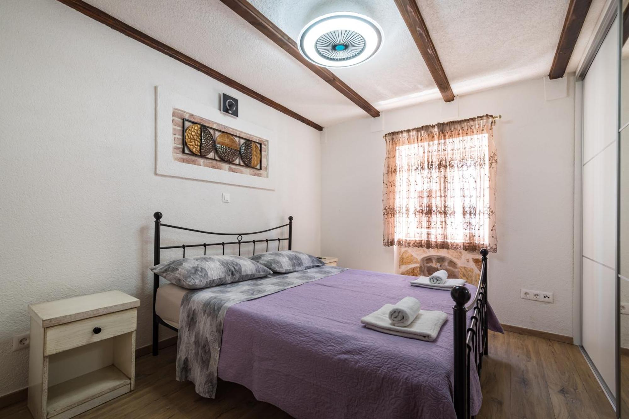 RažanacStone House别墅 外观 照片
