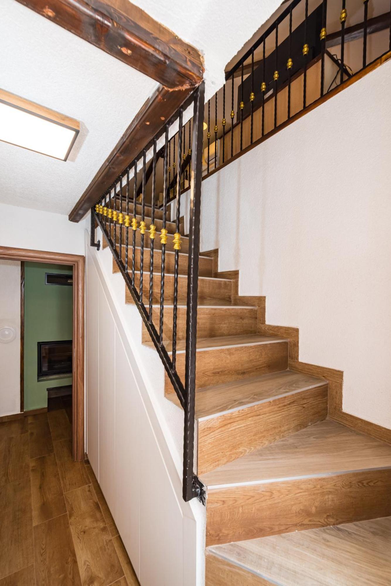 RažanacStone House别墅 外观 照片