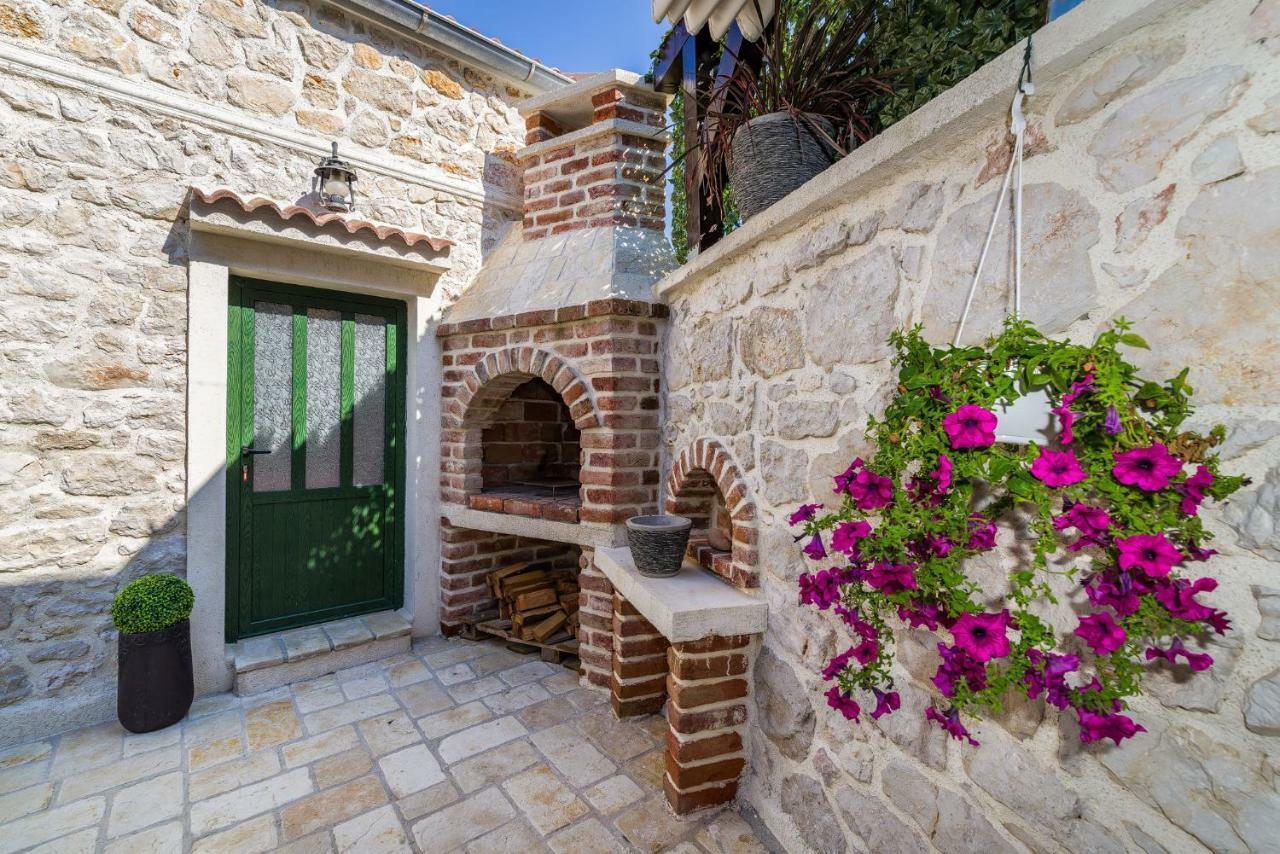 RažanacStone House别墅 外观 照片