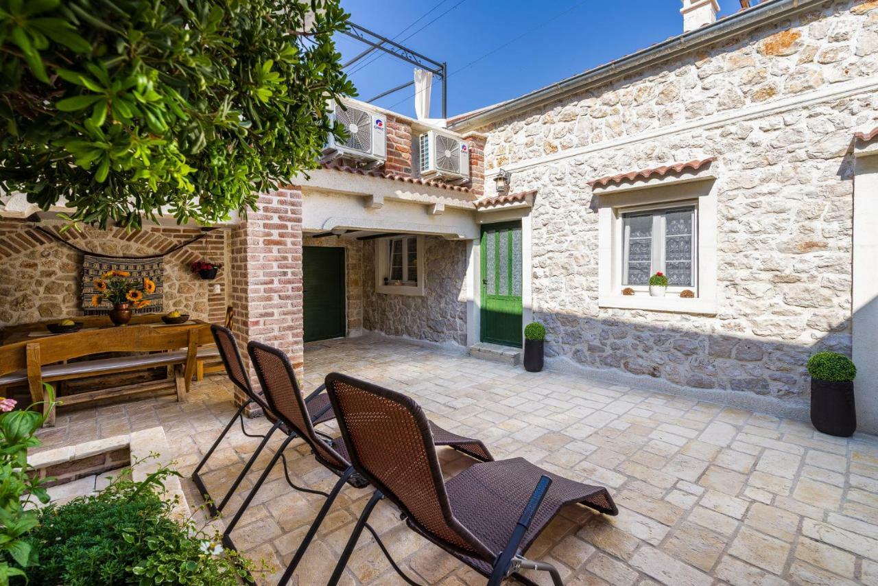 RažanacStone House别墅 外观 照片