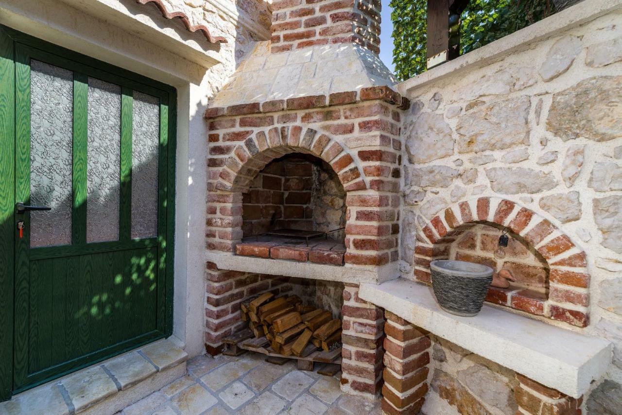 RažanacStone House别墅 外观 照片